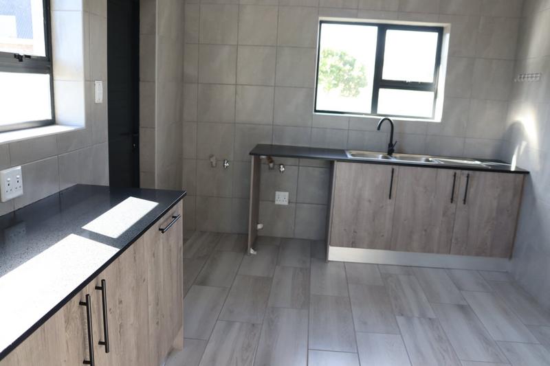 4 Bedroom Property for Sale in Pearly Beach Western Cape
